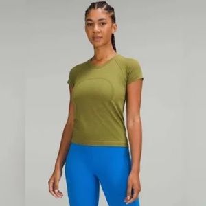 LULULEMON Swiftly Tech 2.0 Short Sleeve Race Length